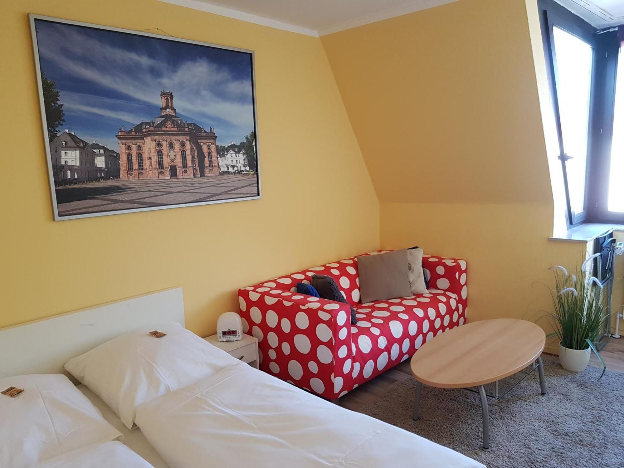 Nauwieser Apartments Саарбрюкен Номер фото